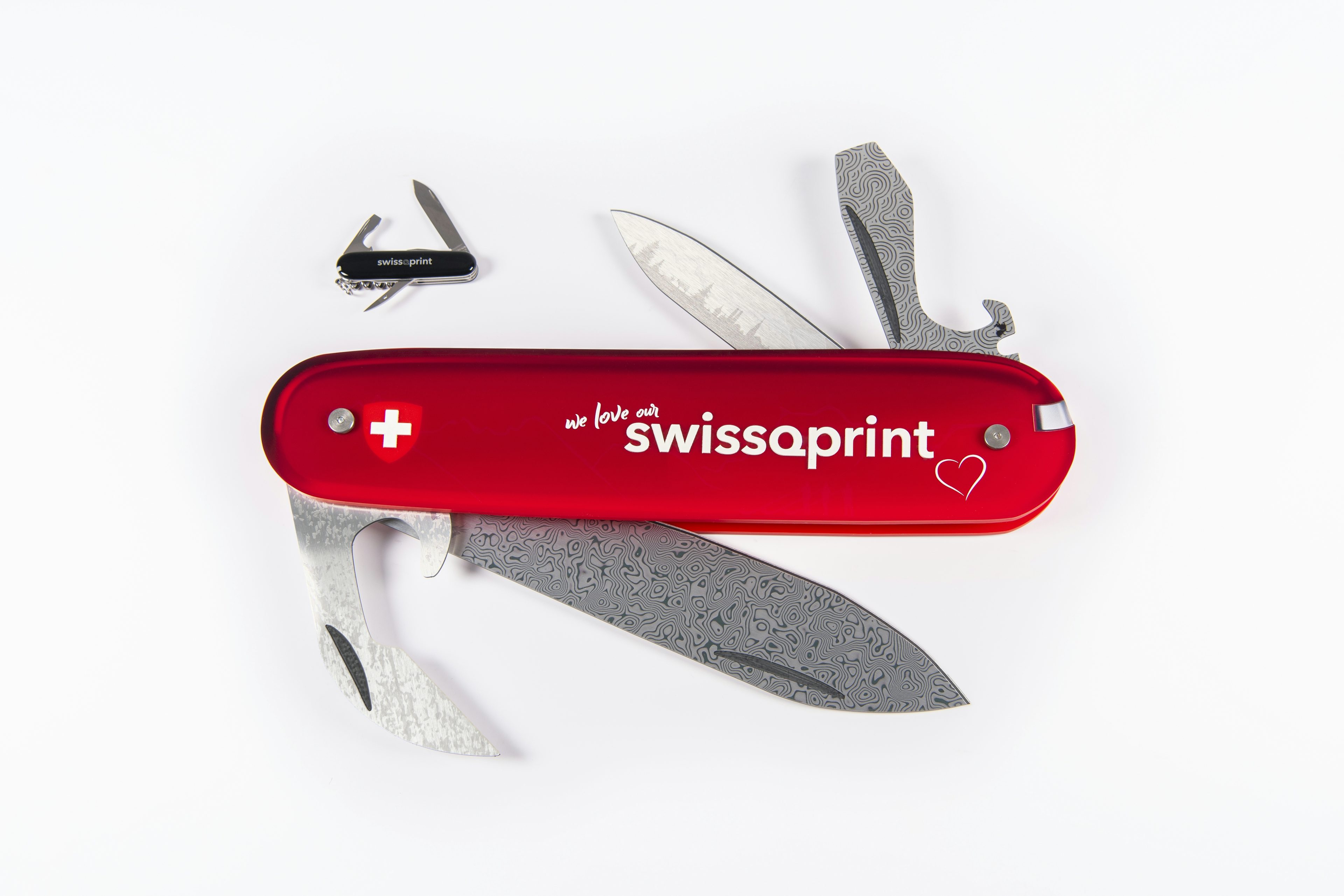 Le couteau swissQprint by Signaletik Diffusion © swissQprint 